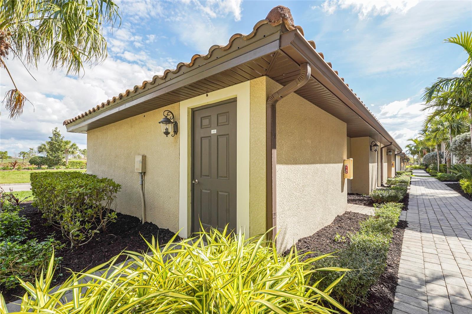 5517 PALMER CIR #203, BRADENTON, FL, 34211