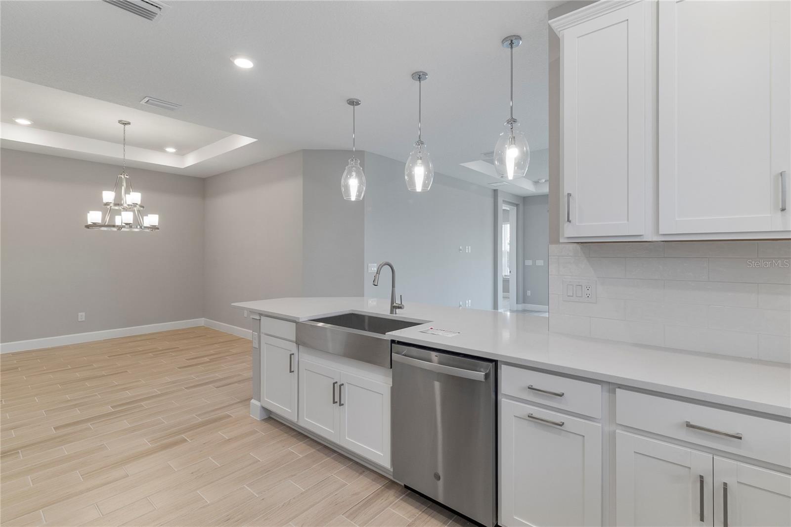 10053 MORNING MIST LN, SARASOTA, FL, 34241