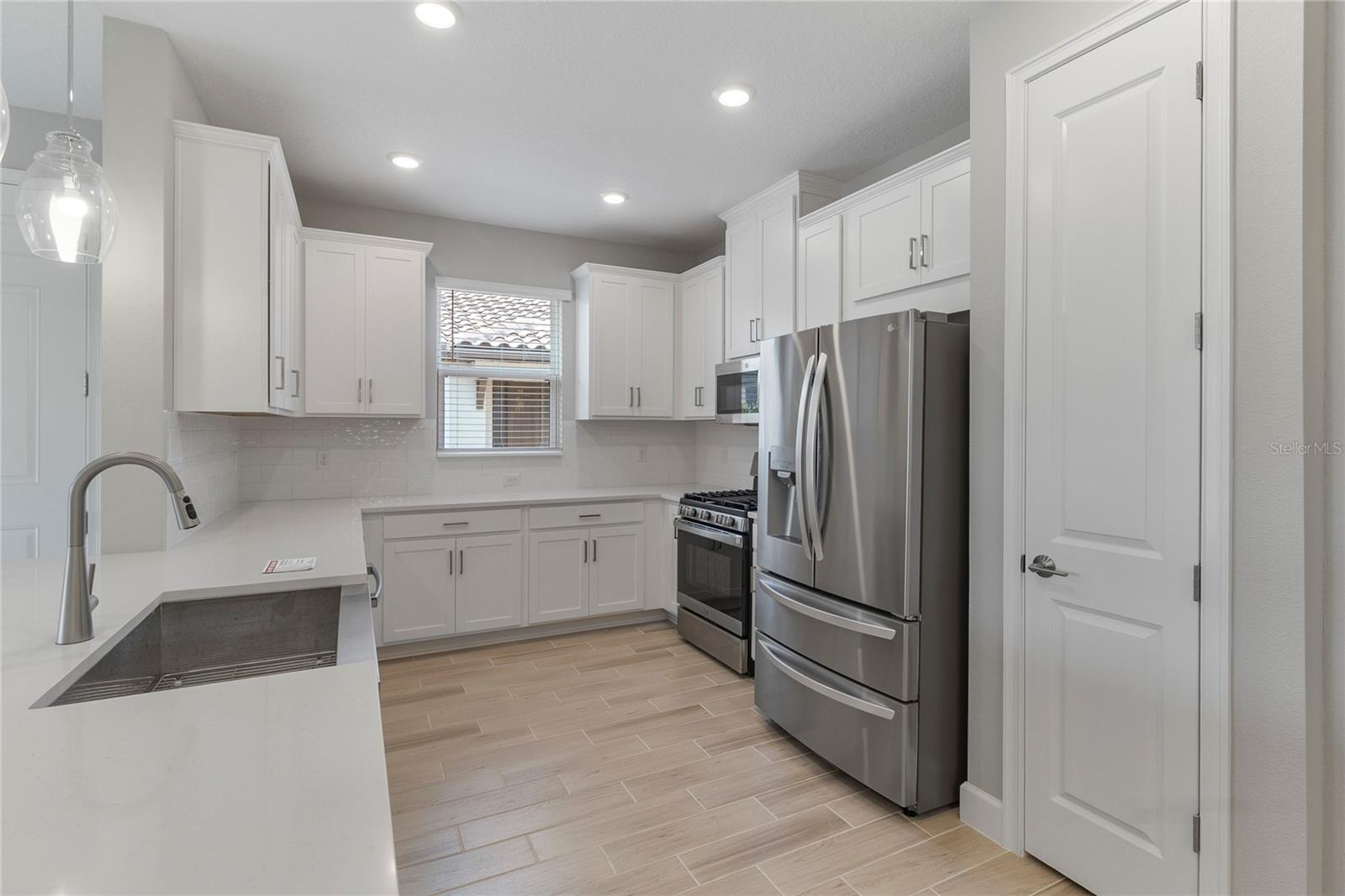 10053 MORNING MIST LN, SARASOTA, FL, 34241