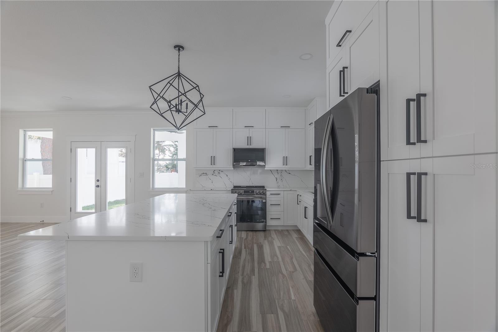 5720 66TH LN N, ST PETERSBURG, FL, 33709
