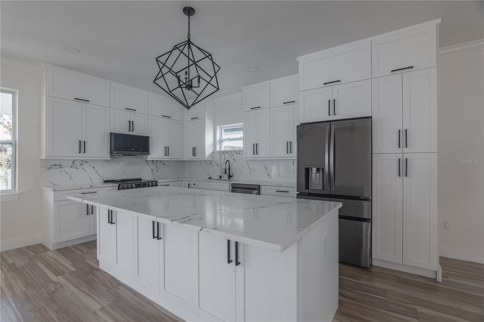 5720 66TH LN N, ST PETERSBURG, FL, 33709