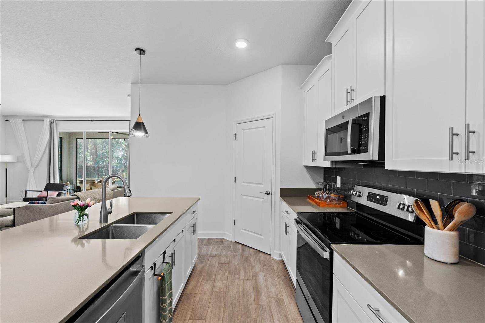 3002 CAMDEN WAY, DAVENPORT, FL, 33837