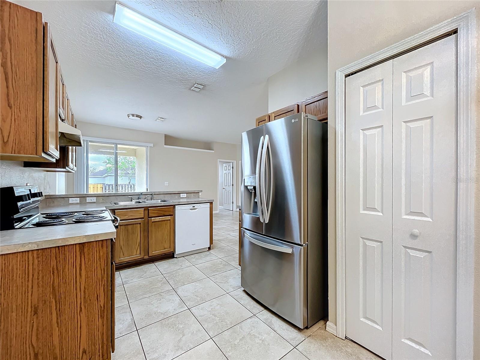 250 RYANS RIDGE AVE, EUSTIS, FL, 32726