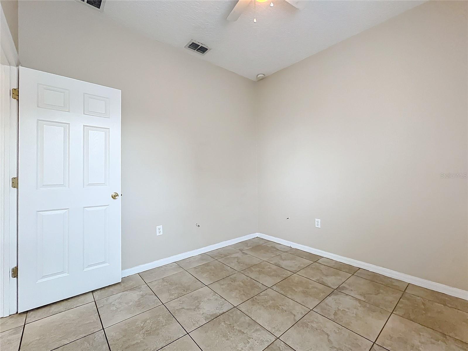 250 RYANS RIDGE AVE, EUSTIS, FL, 32726