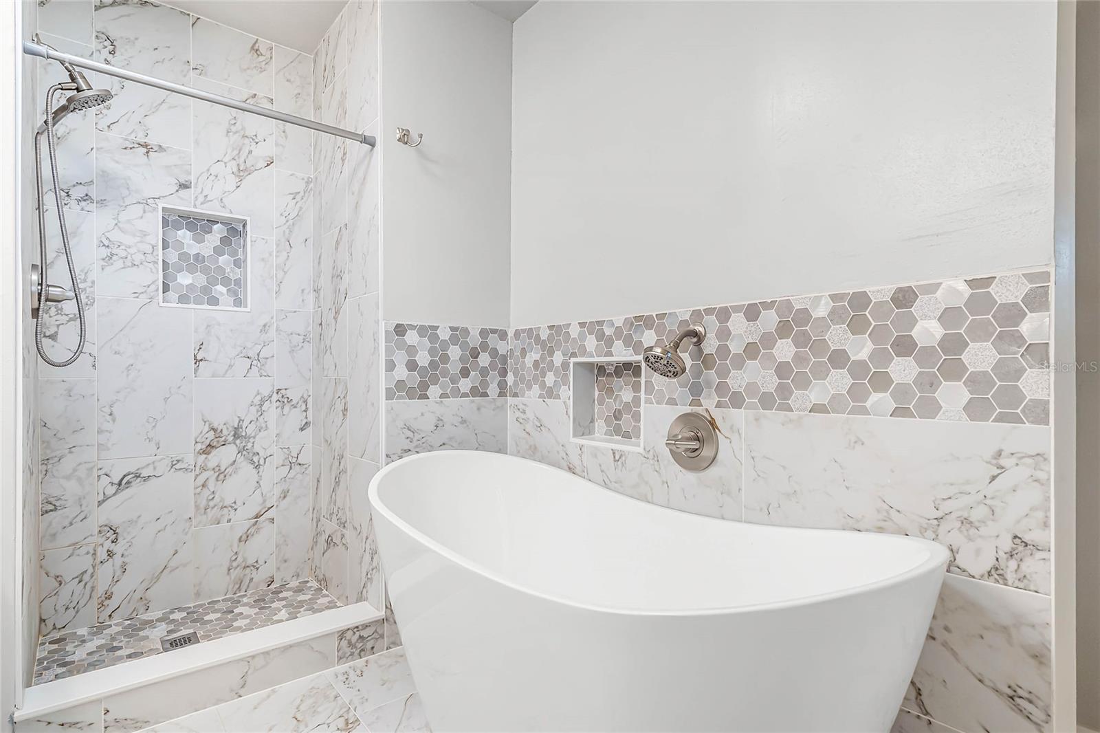 1890 TWIN LAKE DR, GOTHA, FL, 34734