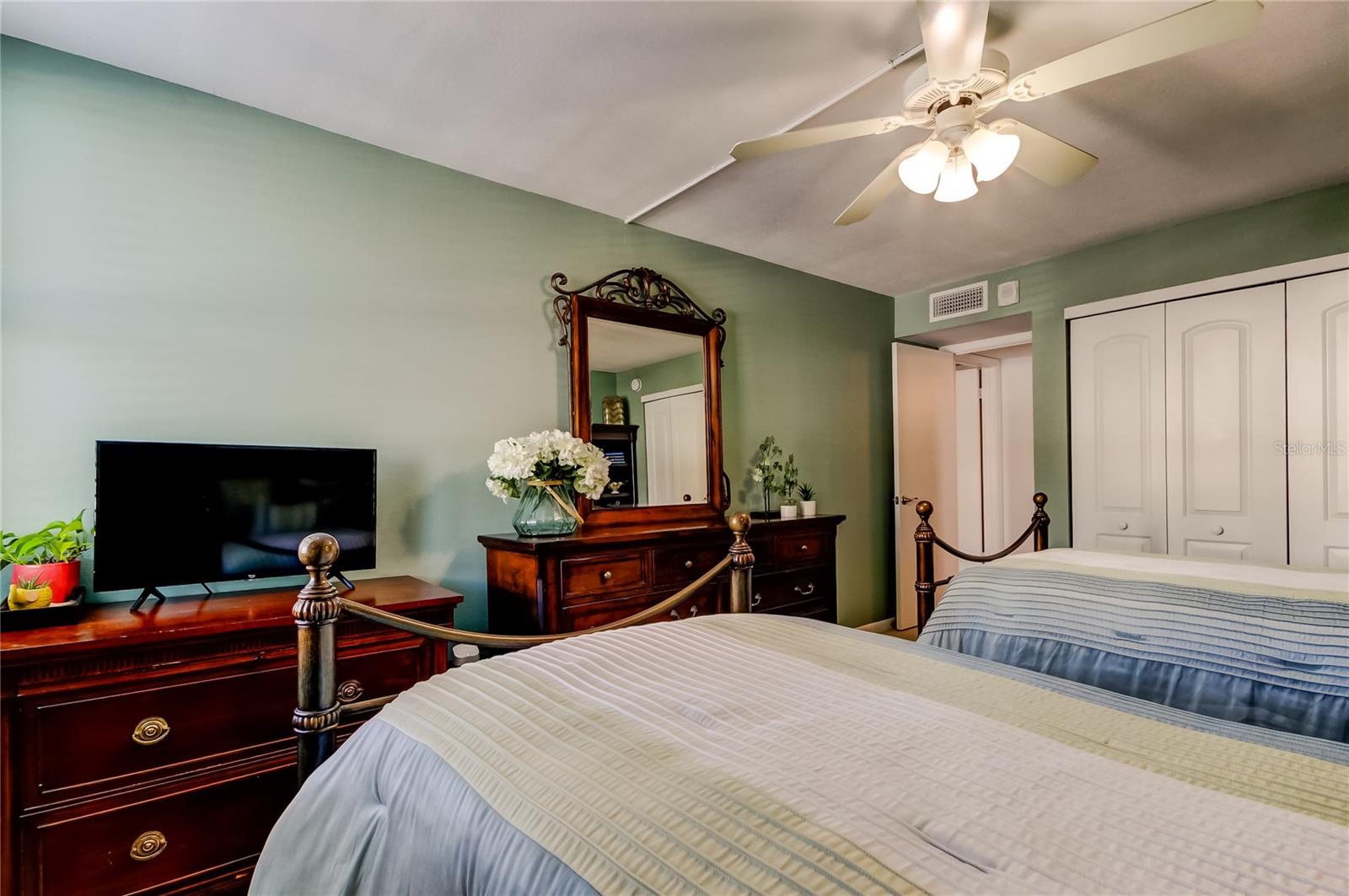 660 ISLAND WAY #202, CLEARWATER BEACH, FL, 33767