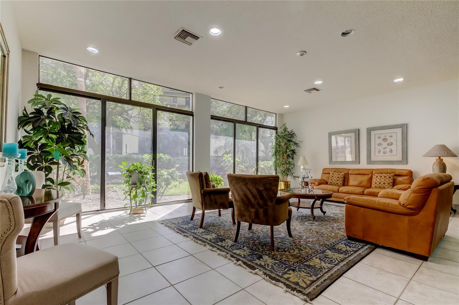 660 ISLAND WAY #202, CLEARWATER BEACH, FL, 33767