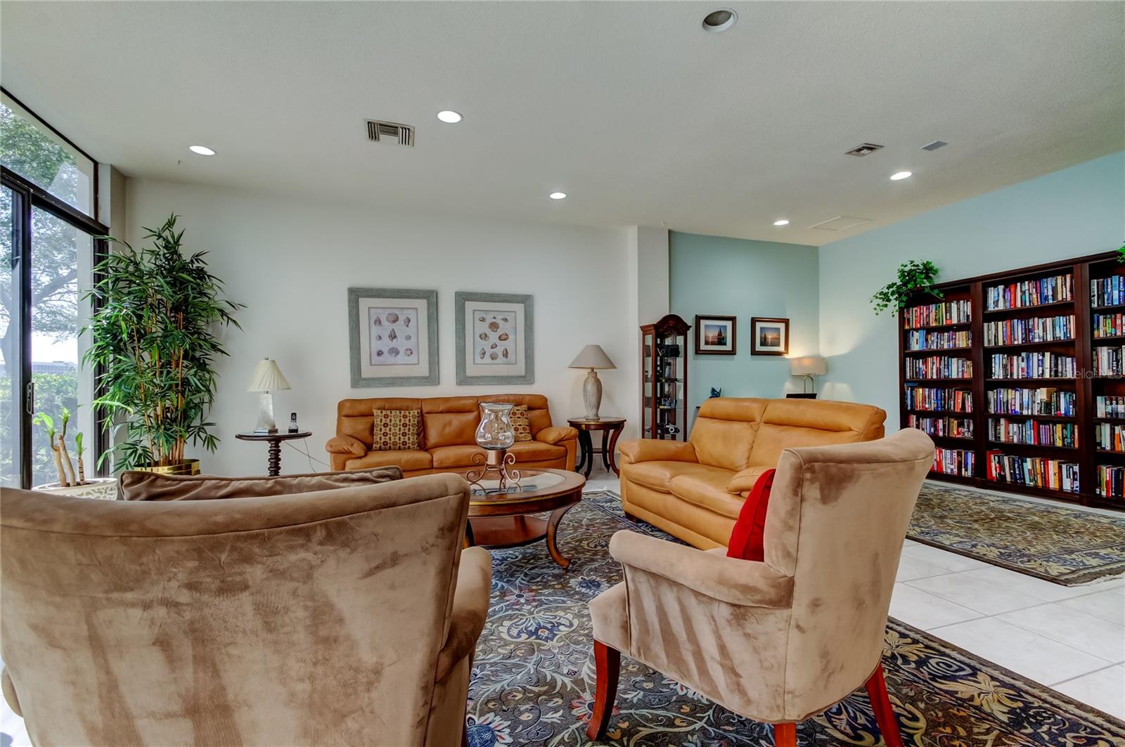 660 ISLAND WAY #202, CLEARWATER BEACH, FL, 33767