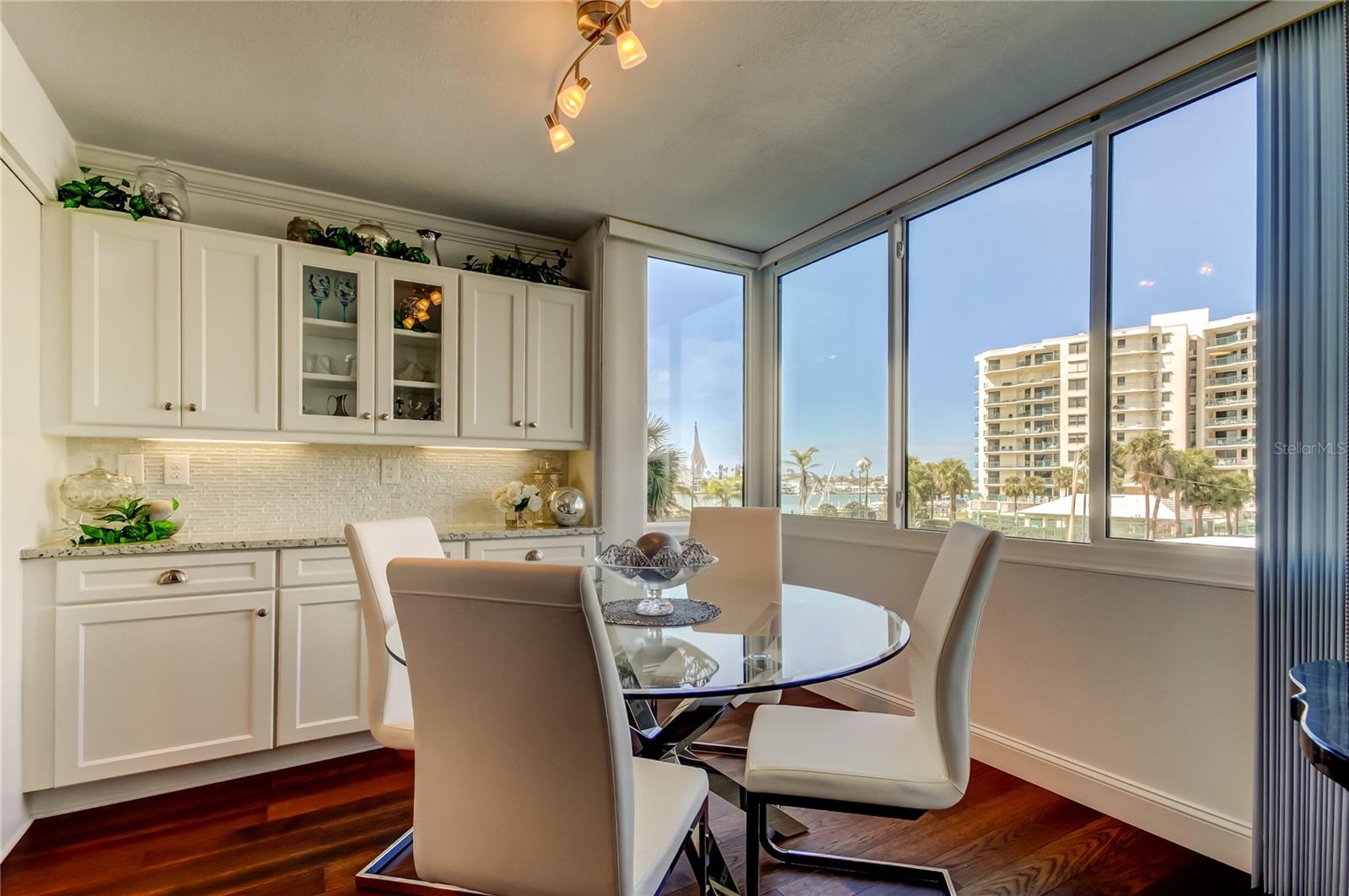 660 ISLAND WAY #202, CLEARWATER BEACH, FL, 33767