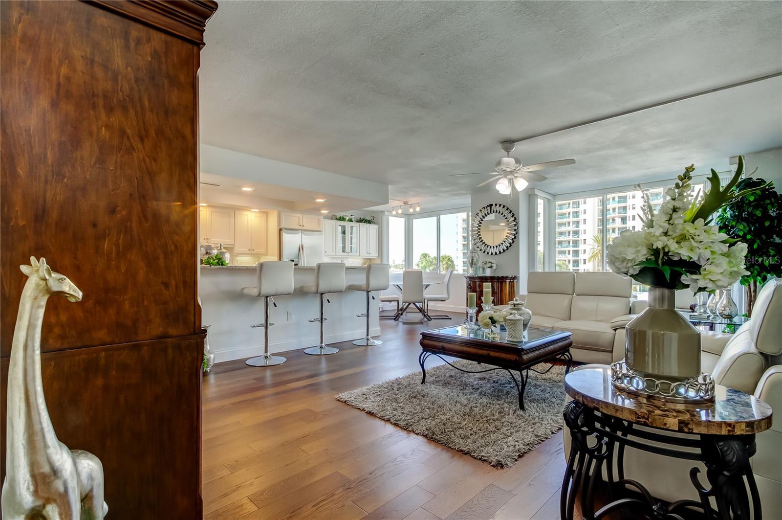 660 ISLAND WAY #202, CLEARWATER BEACH, FL, 33767