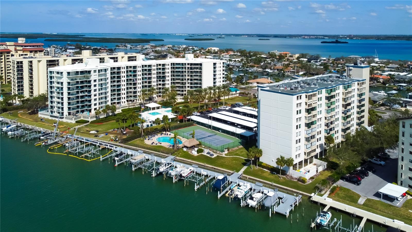 660 ISLAND WAY #202, CLEARWATER BEACH, FL, 33767