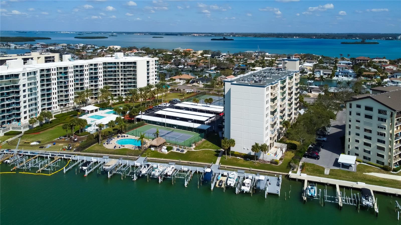 660 ISLAND WAY #202, CLEARWATER BEACH, FL, 33767