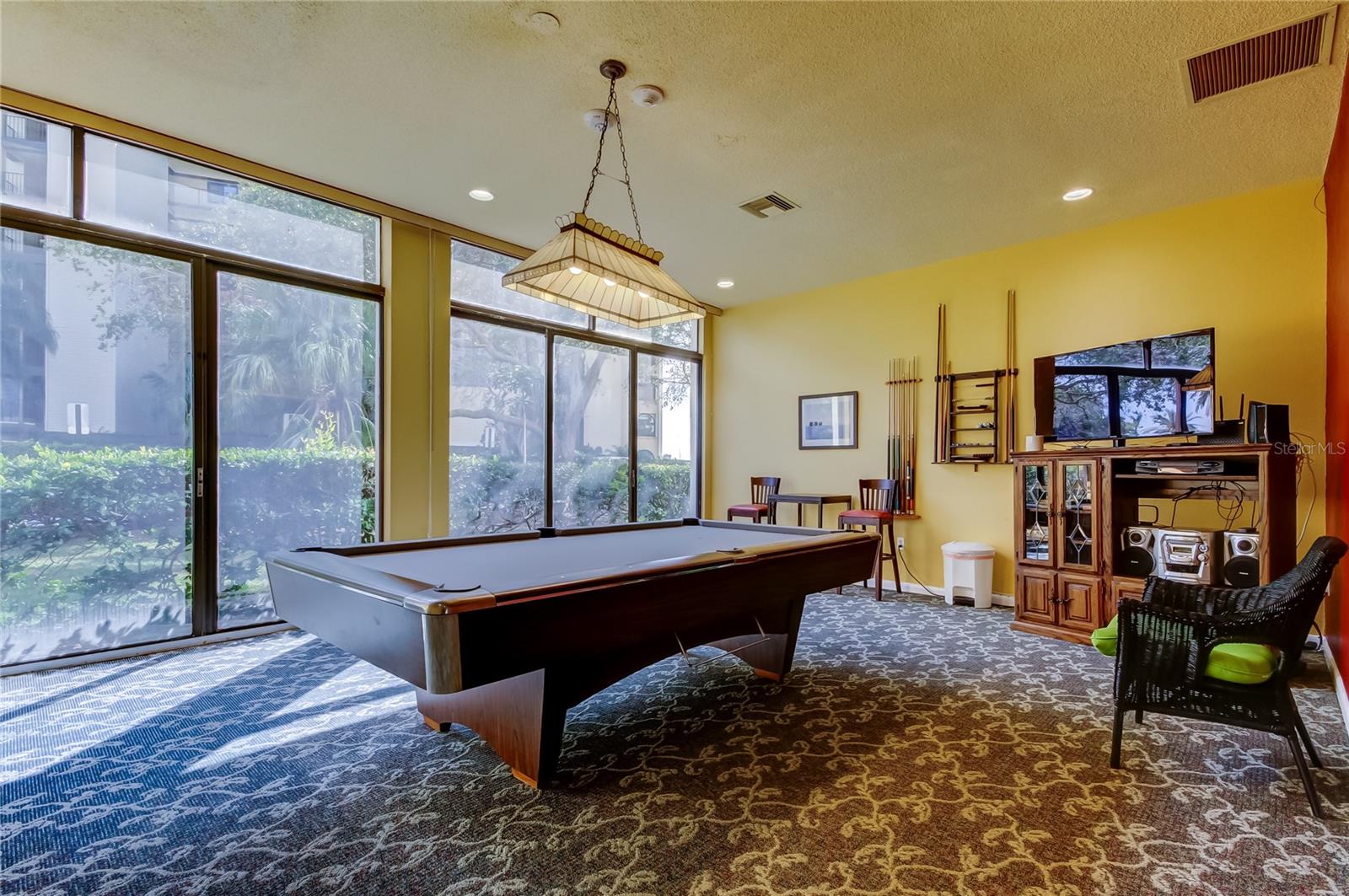 660 ISLAND WAY #202, CLEARWATER BEACH, FL, 33767