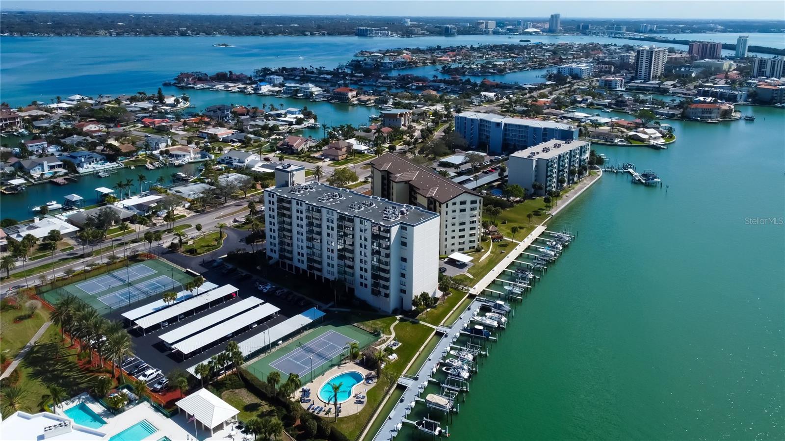 660 ISLAND WAY #202, CLEARWATER BEACH, FL, 33767