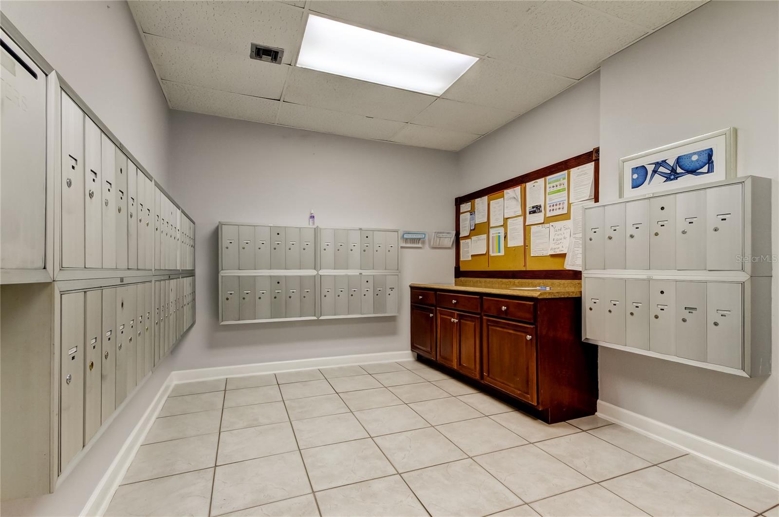 660 ISLAND WAY #202, CLEARWATER BEACH, FL, 33767