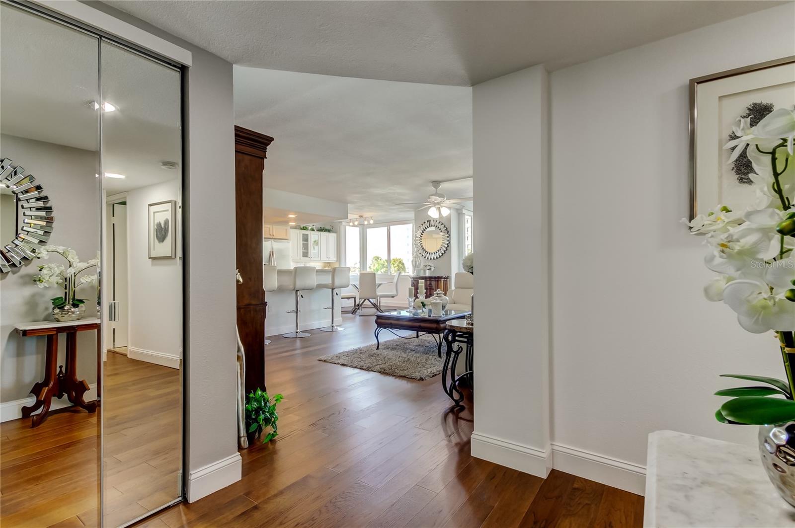 660 ISLAND WAY #202, CLEARWATER BEACH, FL, 33767