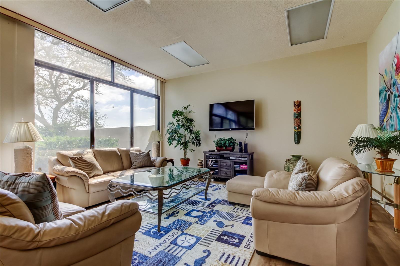 660 ISLAND WAY #202, CLEARWATER BEACH, FL, 33767