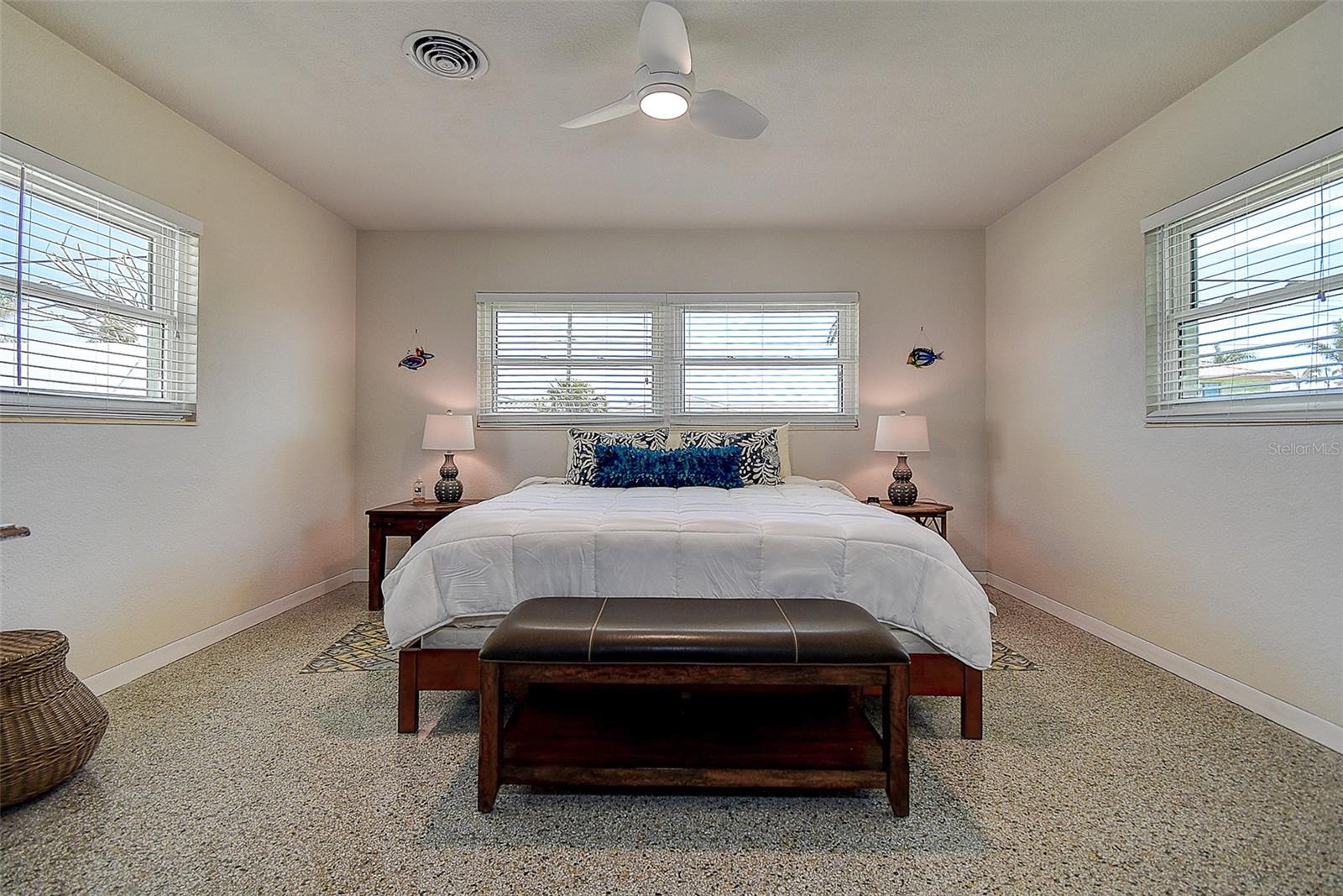 2800 E VINA DEL MAR BLVD, ST PETE BEACH, FL, 33706