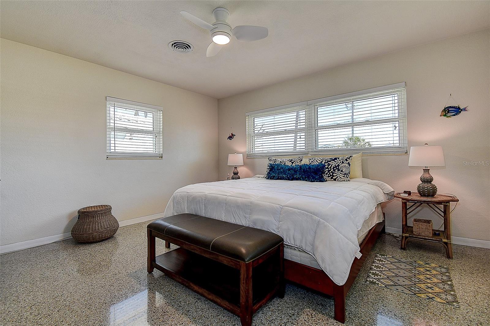 2800 E VINA DEL MAR BLVD, ST PETE BEACH, FL, 33706