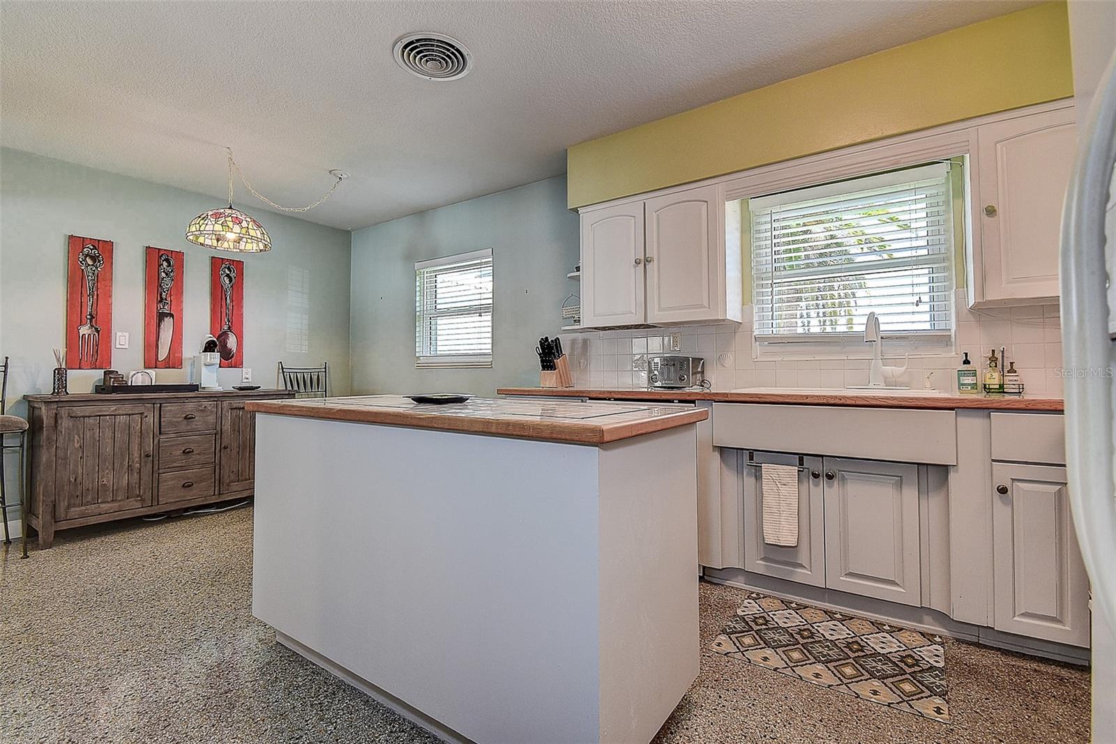 2800 E VINA DEL MAR BLVD, ST PETE BEACH, FL, 33706
