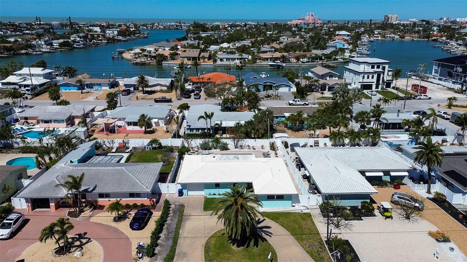 2800 E VINA DEL MAR BLVD, ST PETE BEACH, FL, 33706