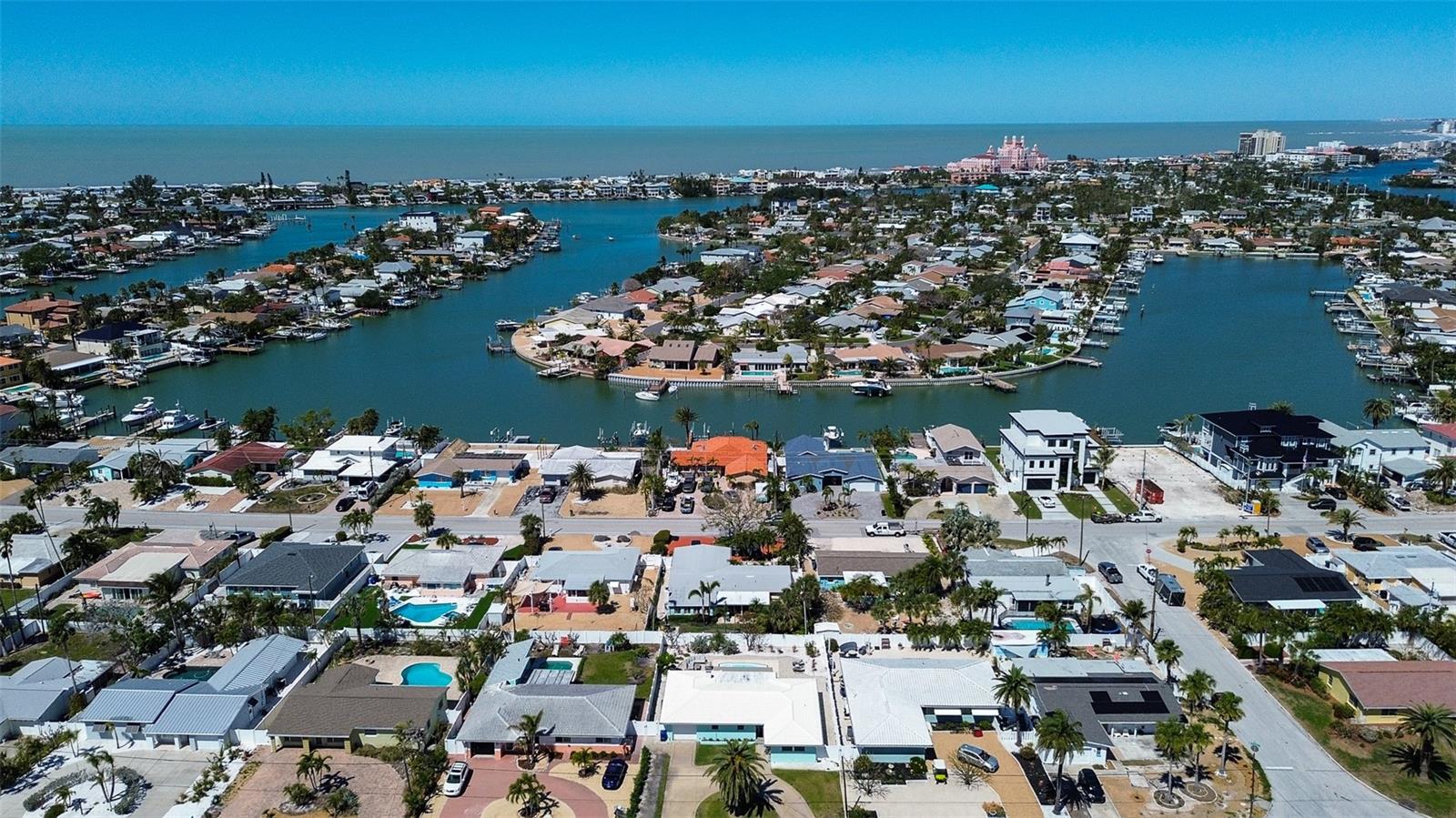 2800 E VINA DEL MAR BLVD, ST PETE BEACH, FL, 33706