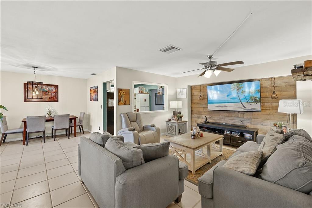 313 SE 14TH TER, CAPE CORAL, FL, 33990