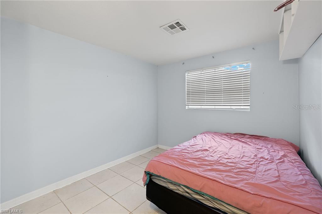 313 SE 14TH TER, CAPE CORAL, FL, 33990