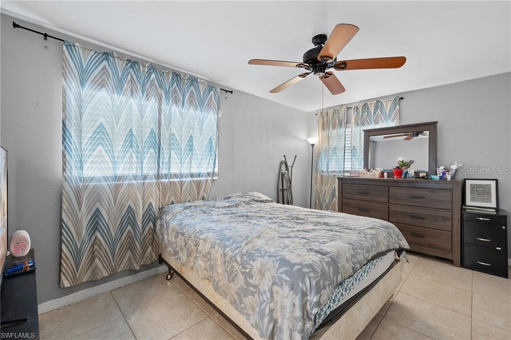 313 SE 14TH TER, CAPE CORAL, FL, 33990