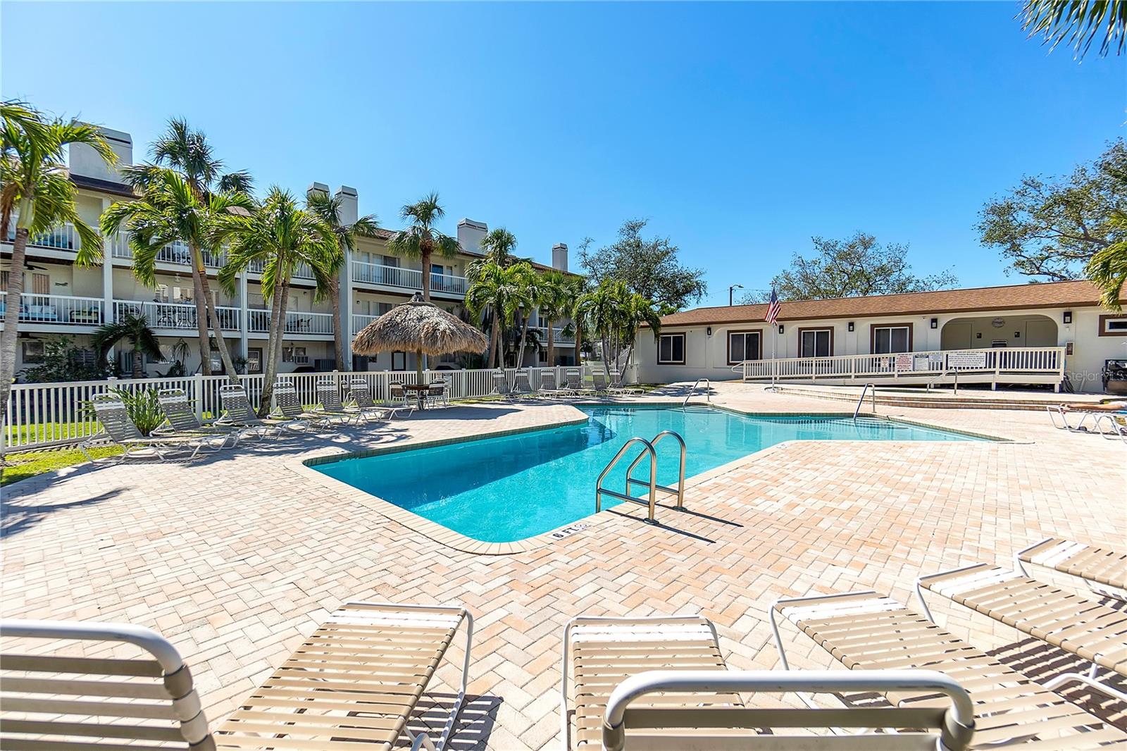 285 MADEIRA CIR, TIERRA VERDE, FL, 33715