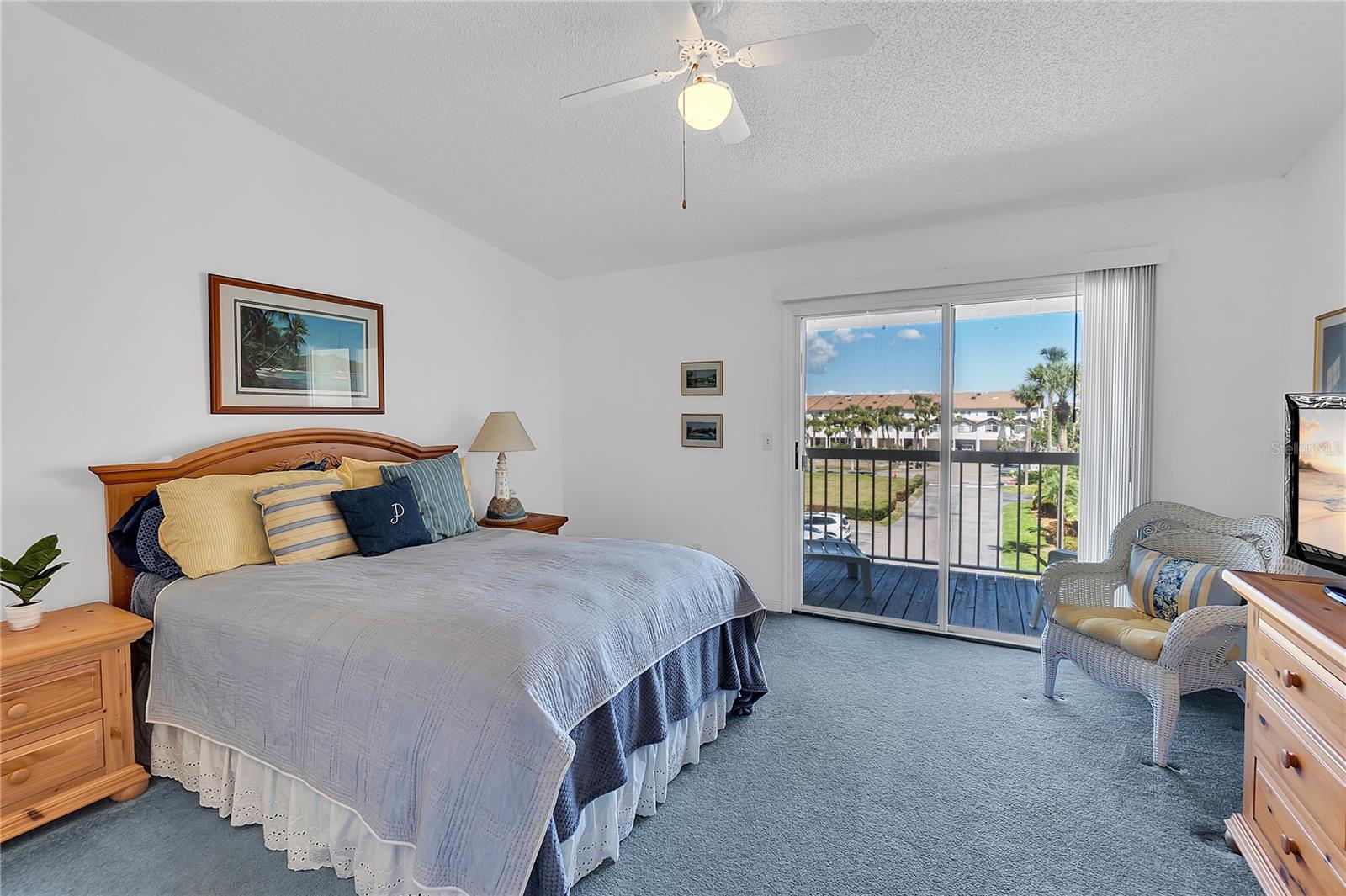 285 MADEIRA CIR, TIERRA VERDE, FL, 33715