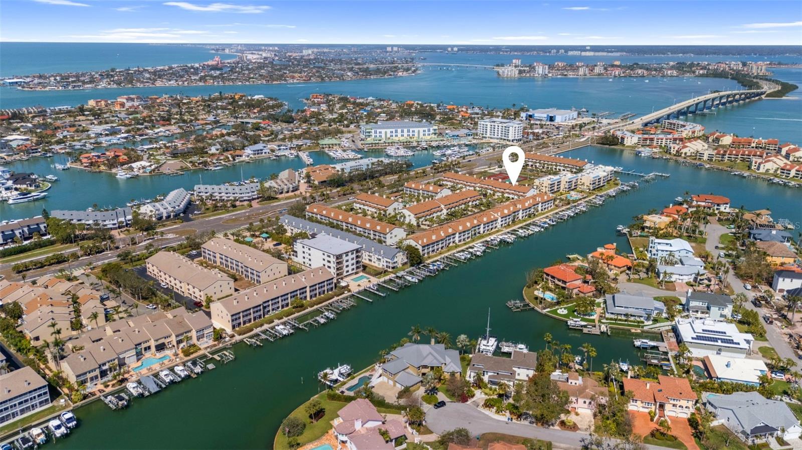 285 MADEIRA CIR, TIERRA VERDE, FL, 33715