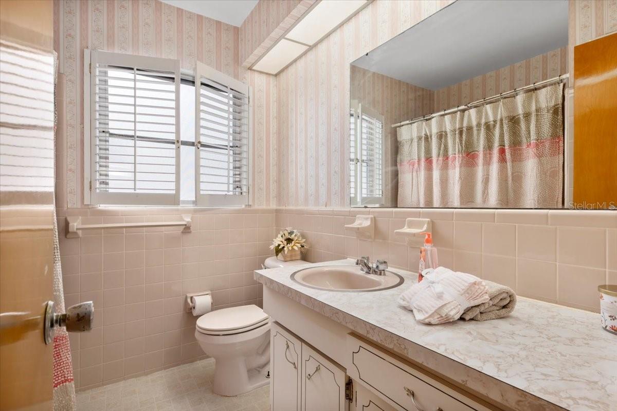 3016 TAUNTON DR W, BRADENTON, FL, 34205