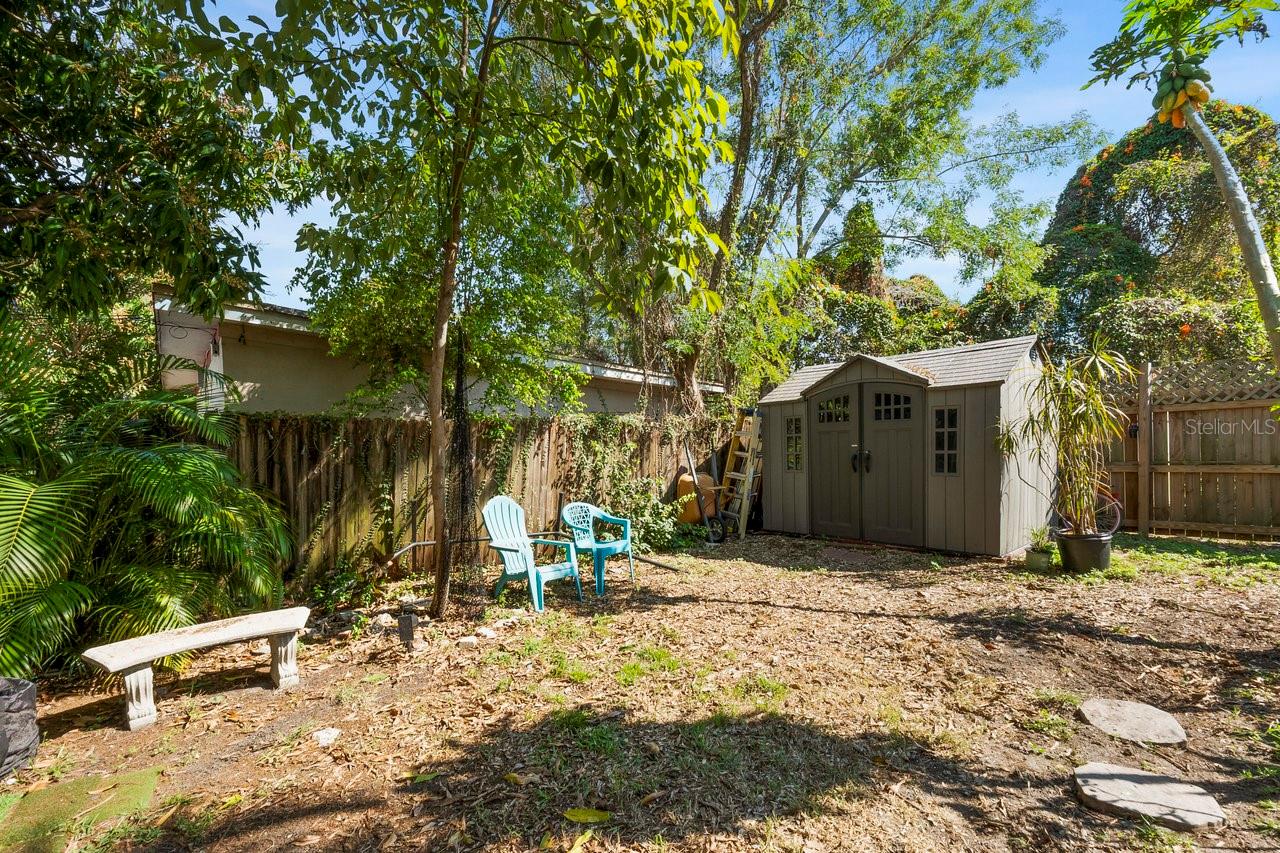 1207 E COLUMBUS DR, TAMPA, FL, 33605