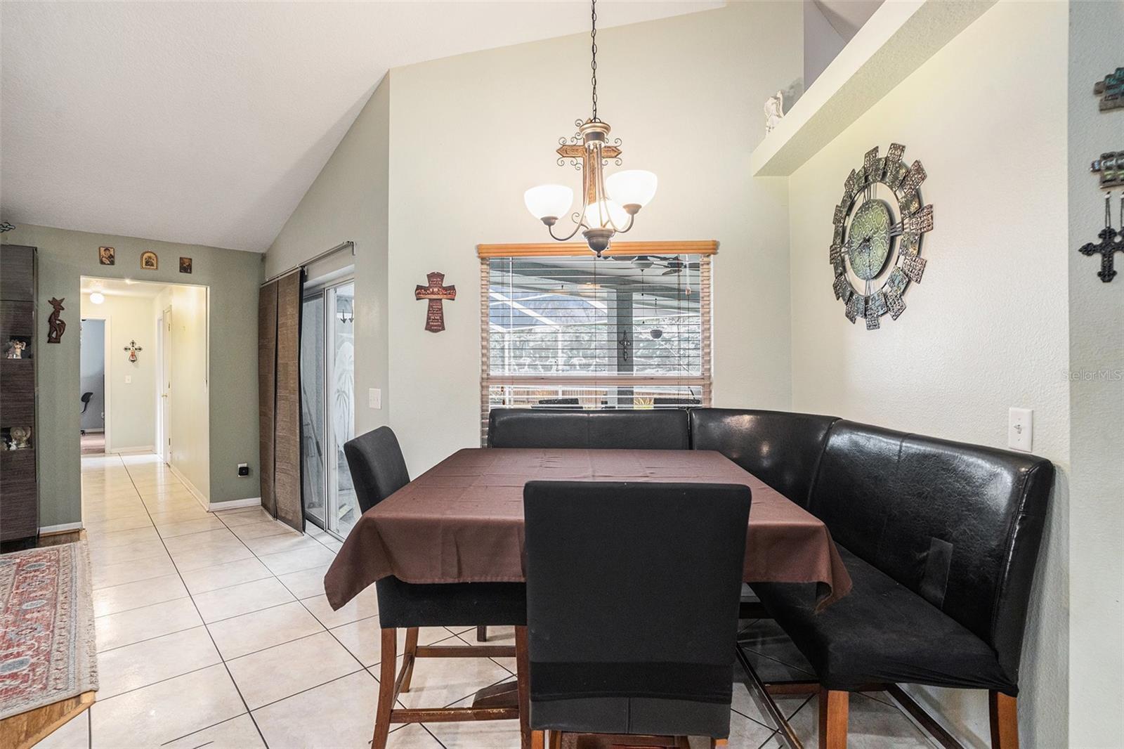 1647 LEDGESTONE DR, BRANDON, FL, 33511