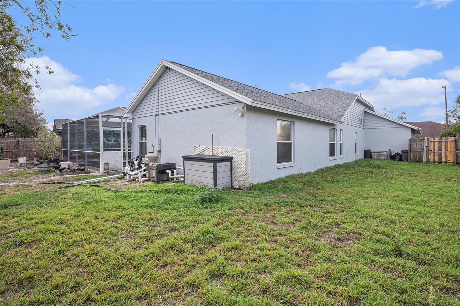 1647 LEDGESTONE DR, BRANDON, FL, 33511