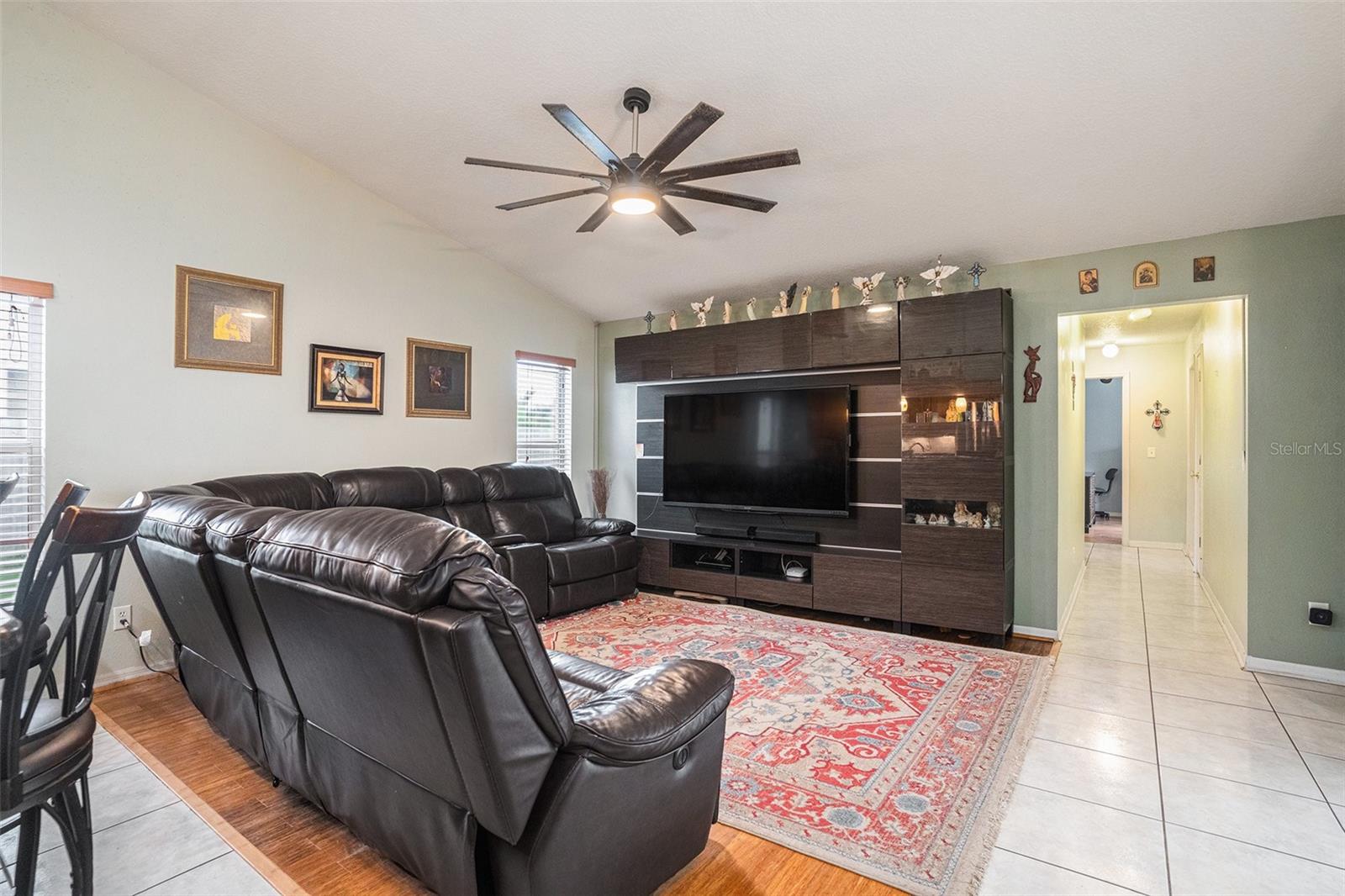 1647 LEDGESTONE DR, BRANDON, FL, 33511