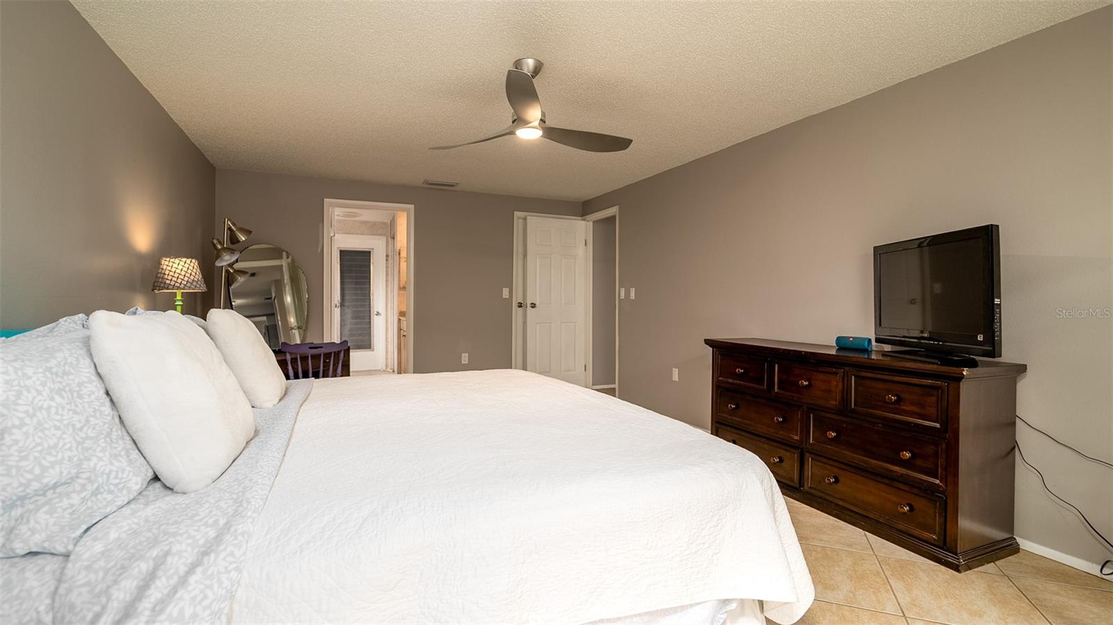 5859 LINCOLN RD, VENICE, FL, 34293