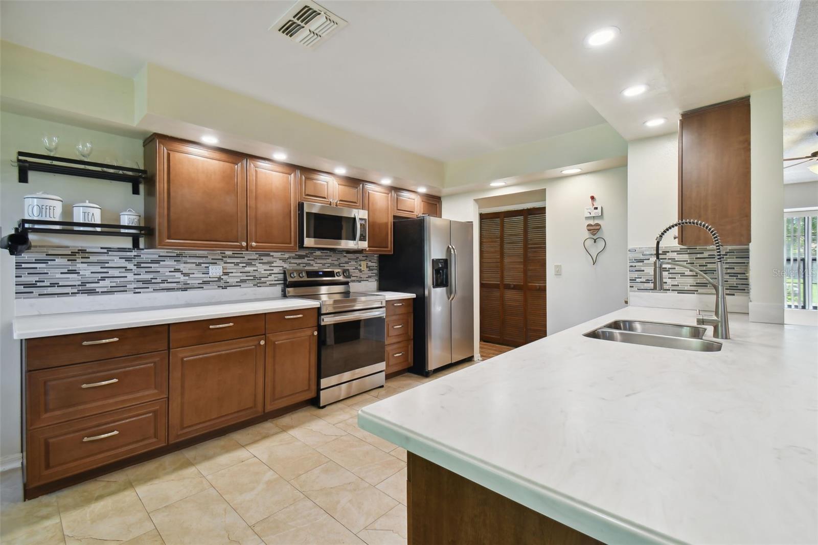 3273 BLUESTONE AVE, SPRING HILL, FL, 34609