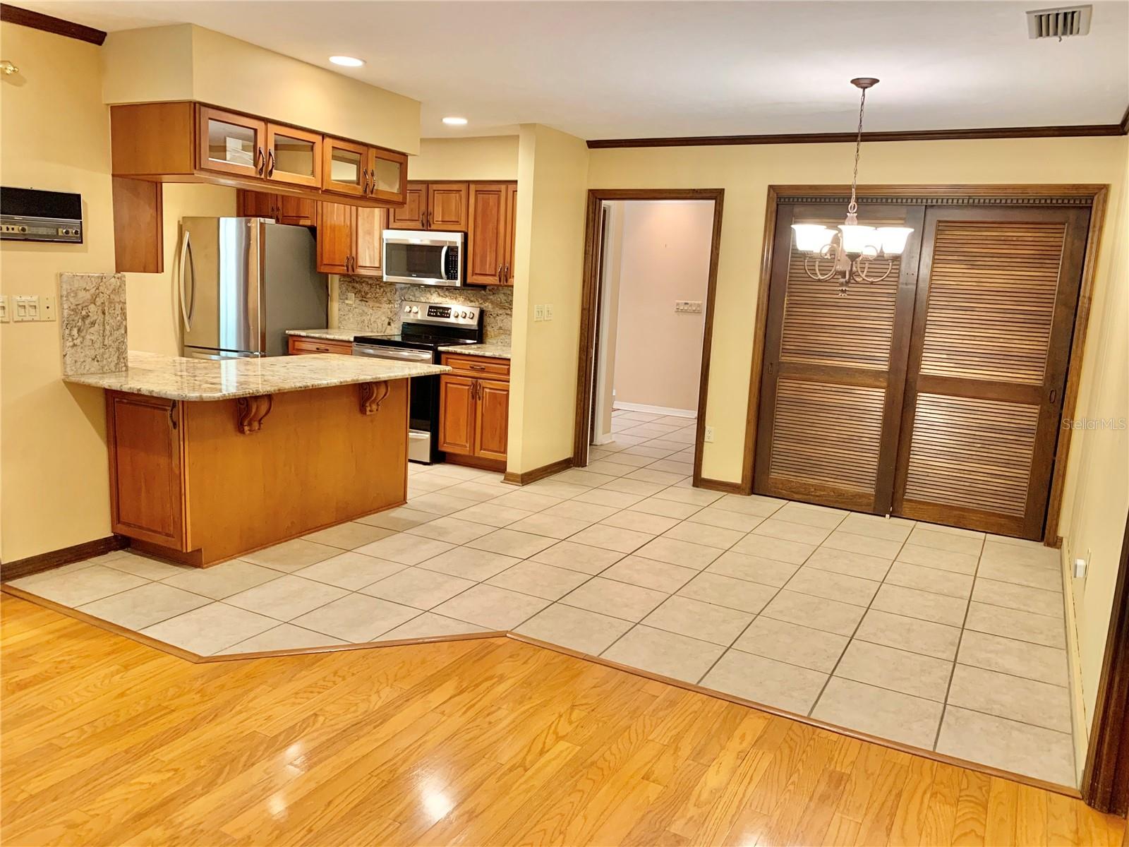 2936 NW 9TH PL, GAINESVILLE, FL, 32605