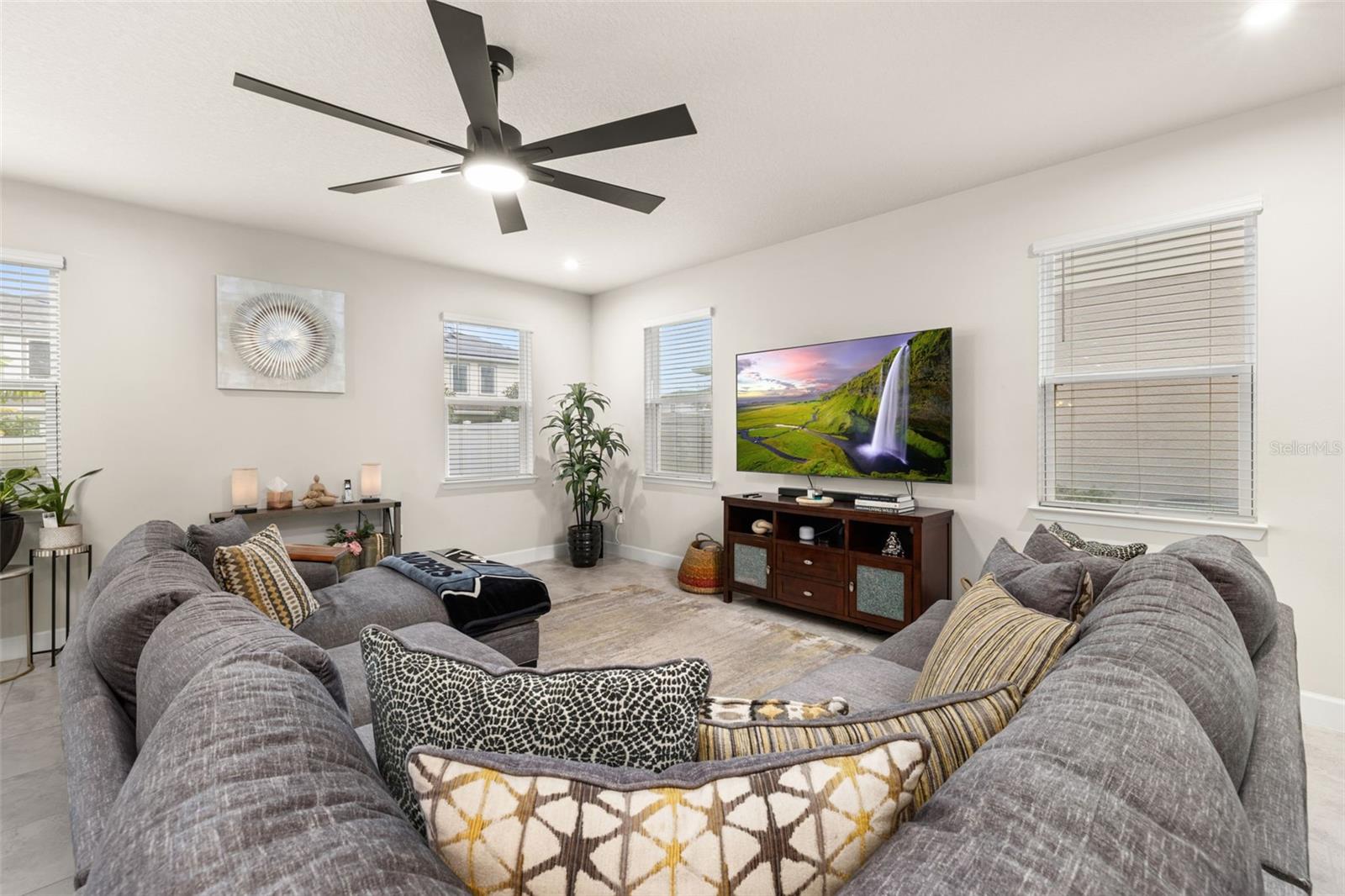 5685 SURPRISE LILY DR, WINTER GARDEN, FL, 34787