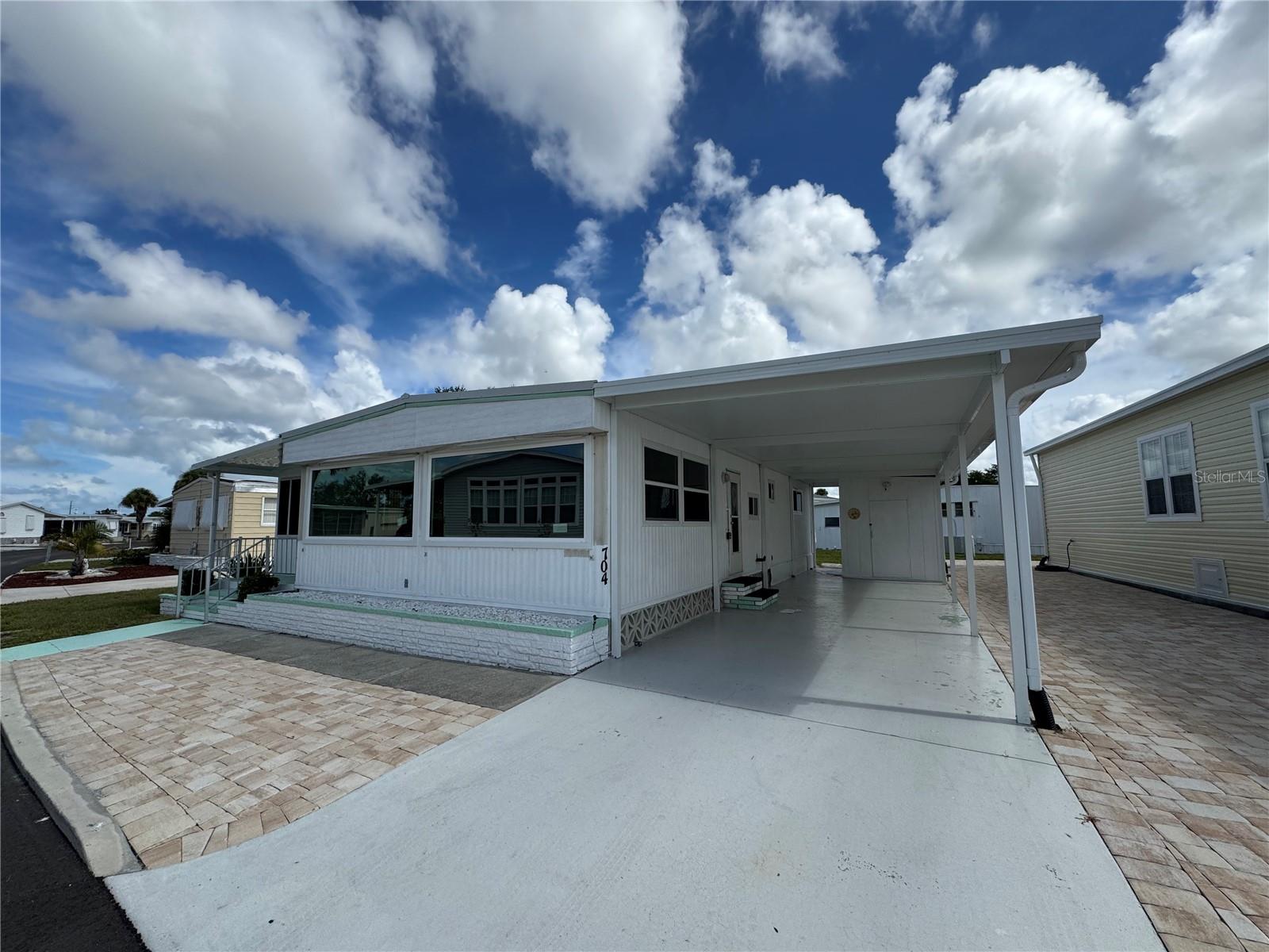 704 LOCARNO DR, VENICE, FL, 34285