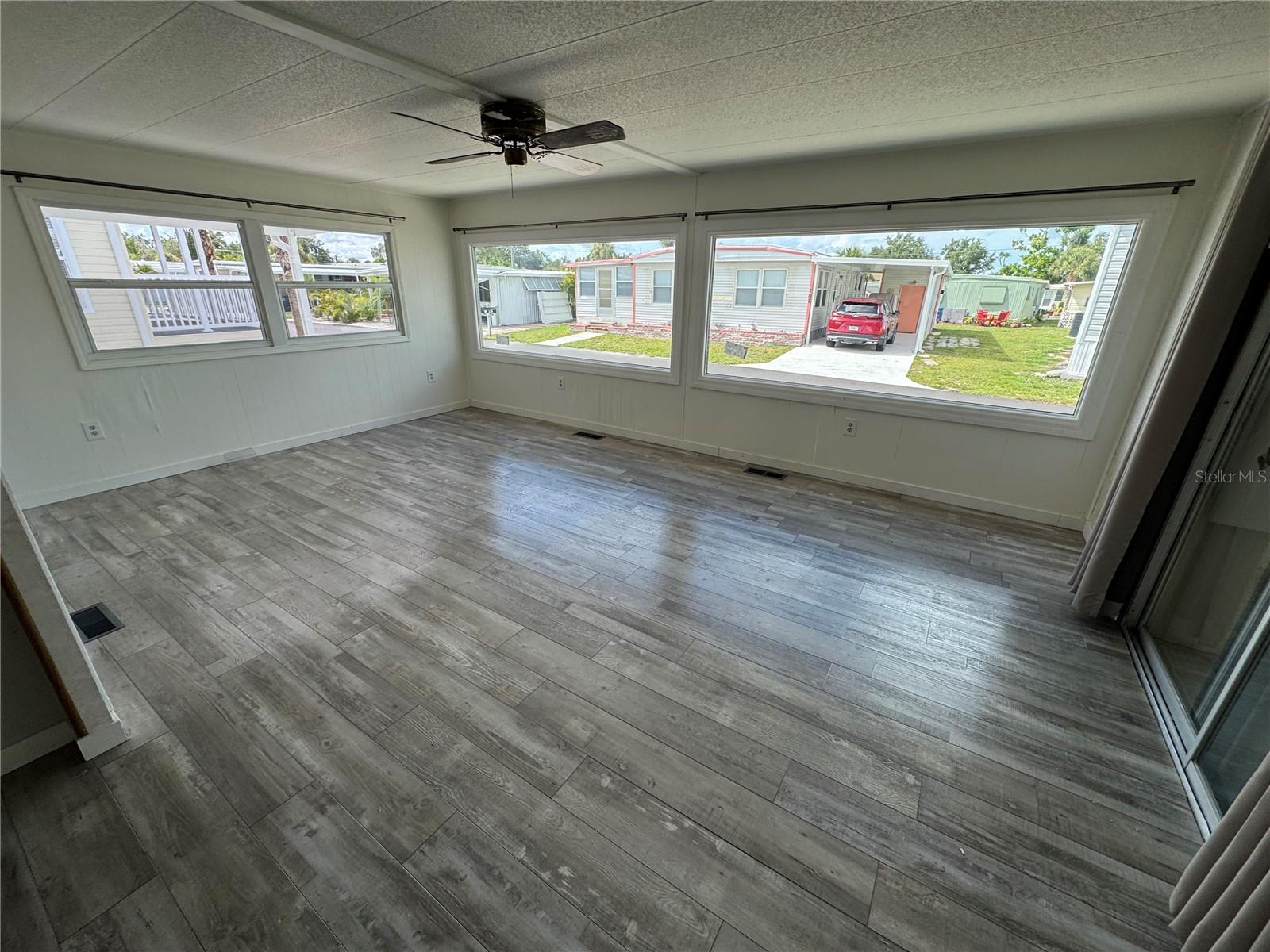 704 LOCARNO DR, VENICE, FL, 34285