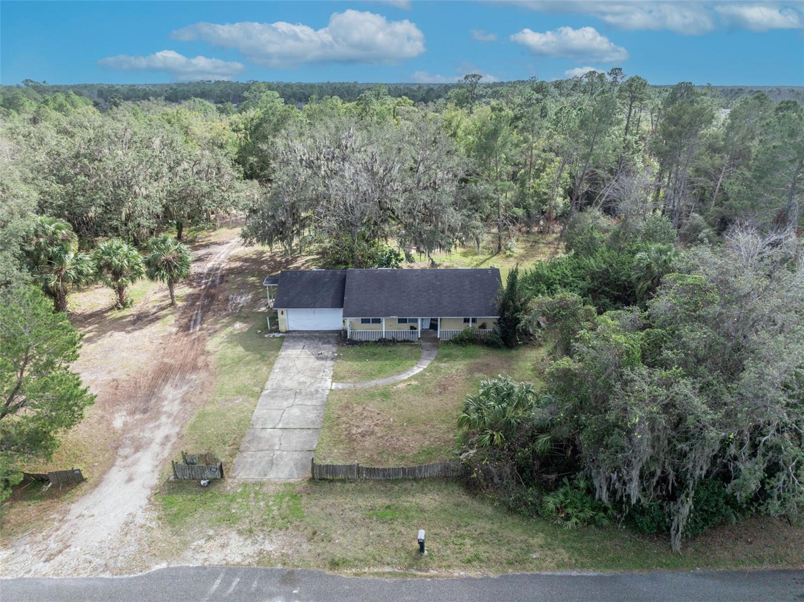 425 OLD CHULUOTA RD, CHULUOTA, FL, 32766