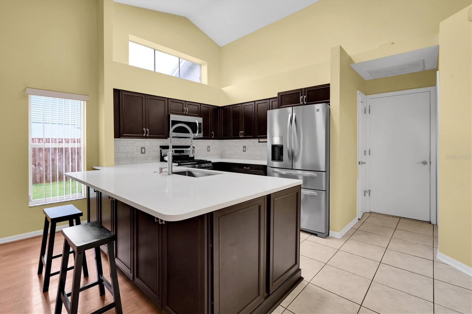 1521 LEDGESTONE DR, BRANDON, FL, 33511