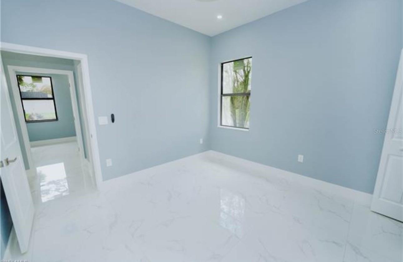 300 E 5TH ST, LEHIGH ACRES, FL, 33972