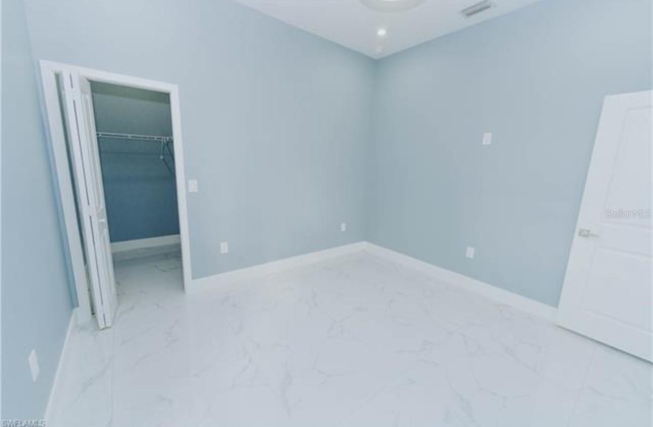 300 E 5TH ST, LEHIGH ACRES, FL, 33972