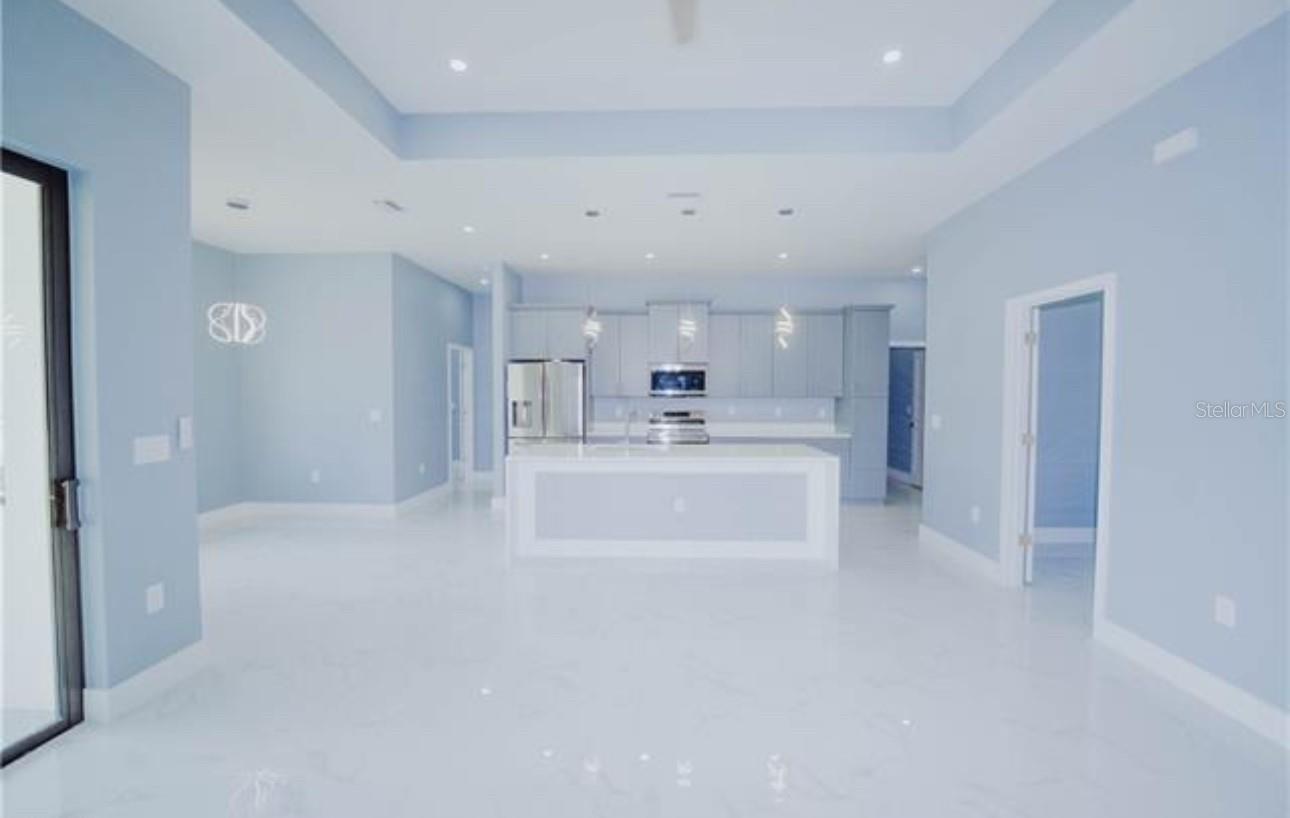 300 E 5TH ST, LEHIGH ACRES, FL, 33972