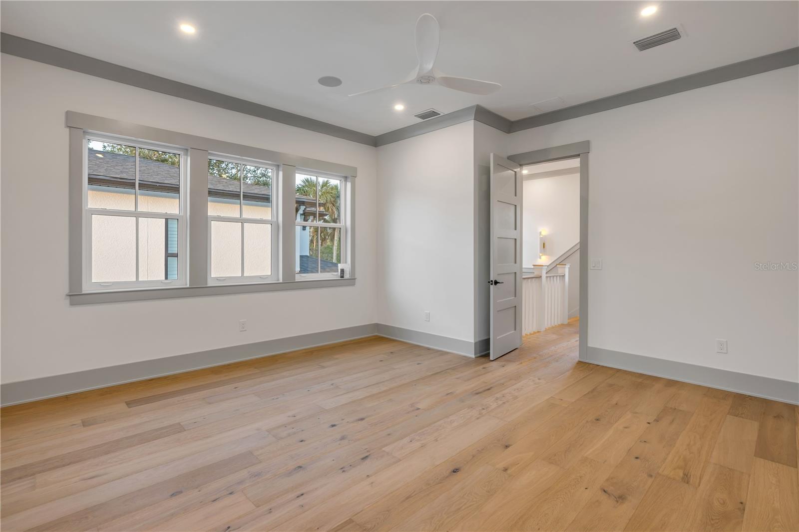 606 YUPON AVE, NEW SMYRNA BEACH, FL, 32169