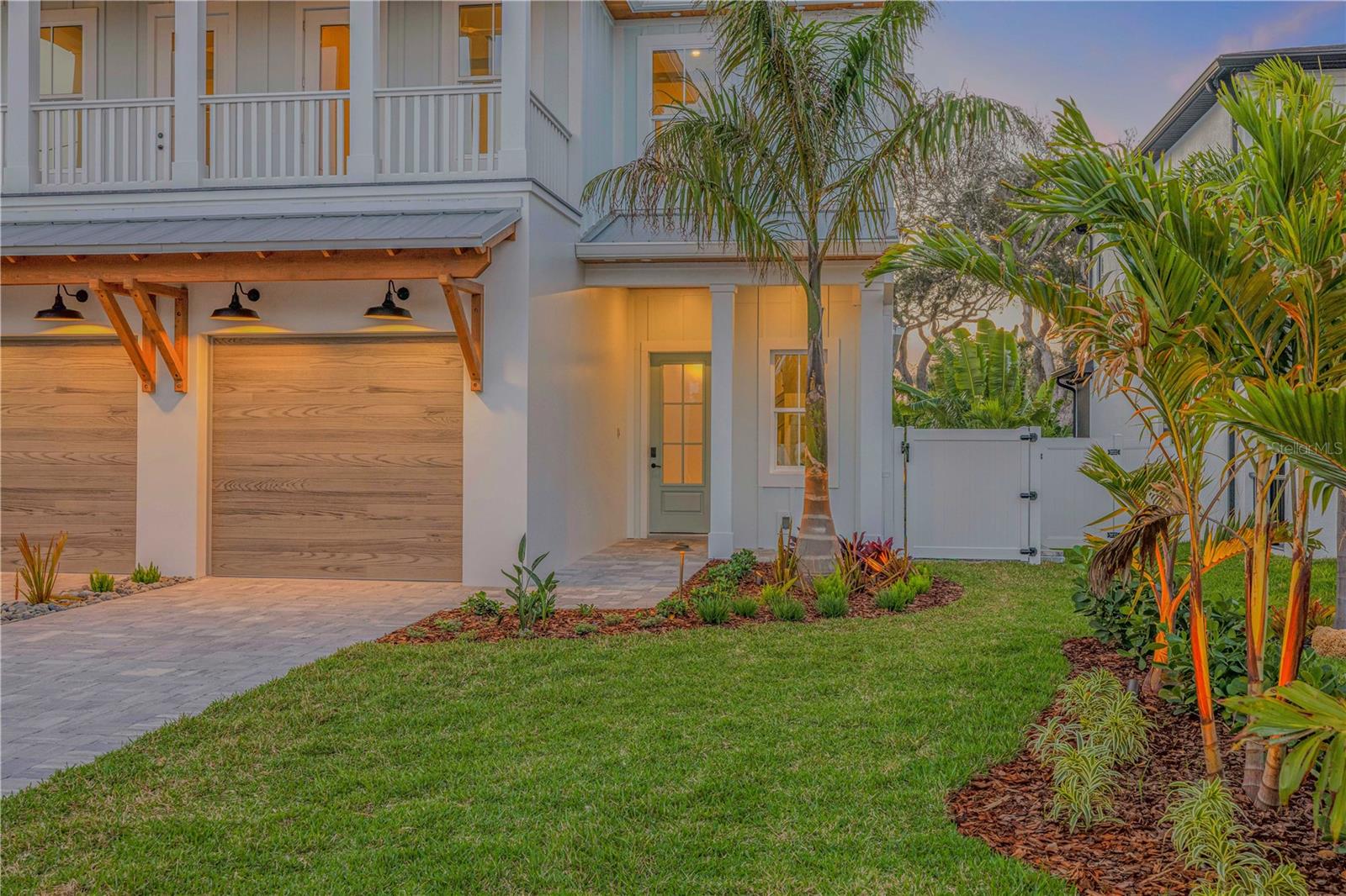 606 YUPON AVE, NEW SMYRNA BEACH, FL, 32169